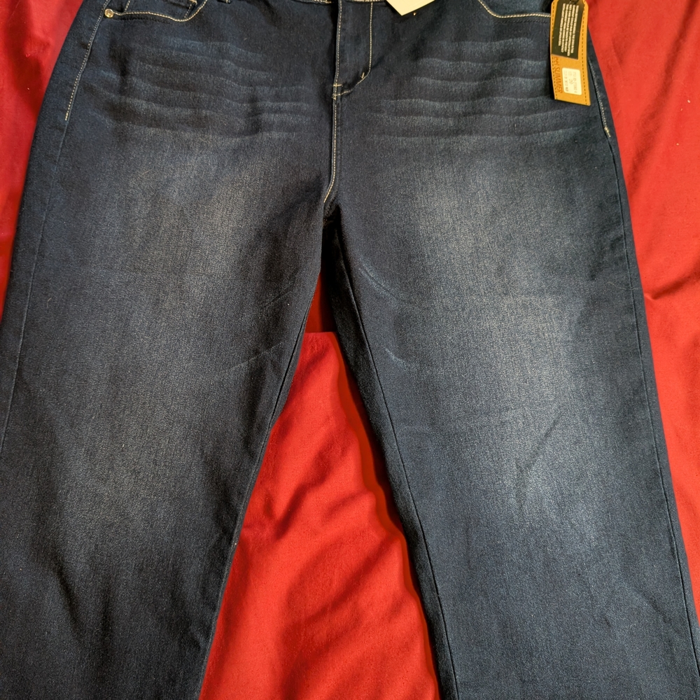 Women's Capris
